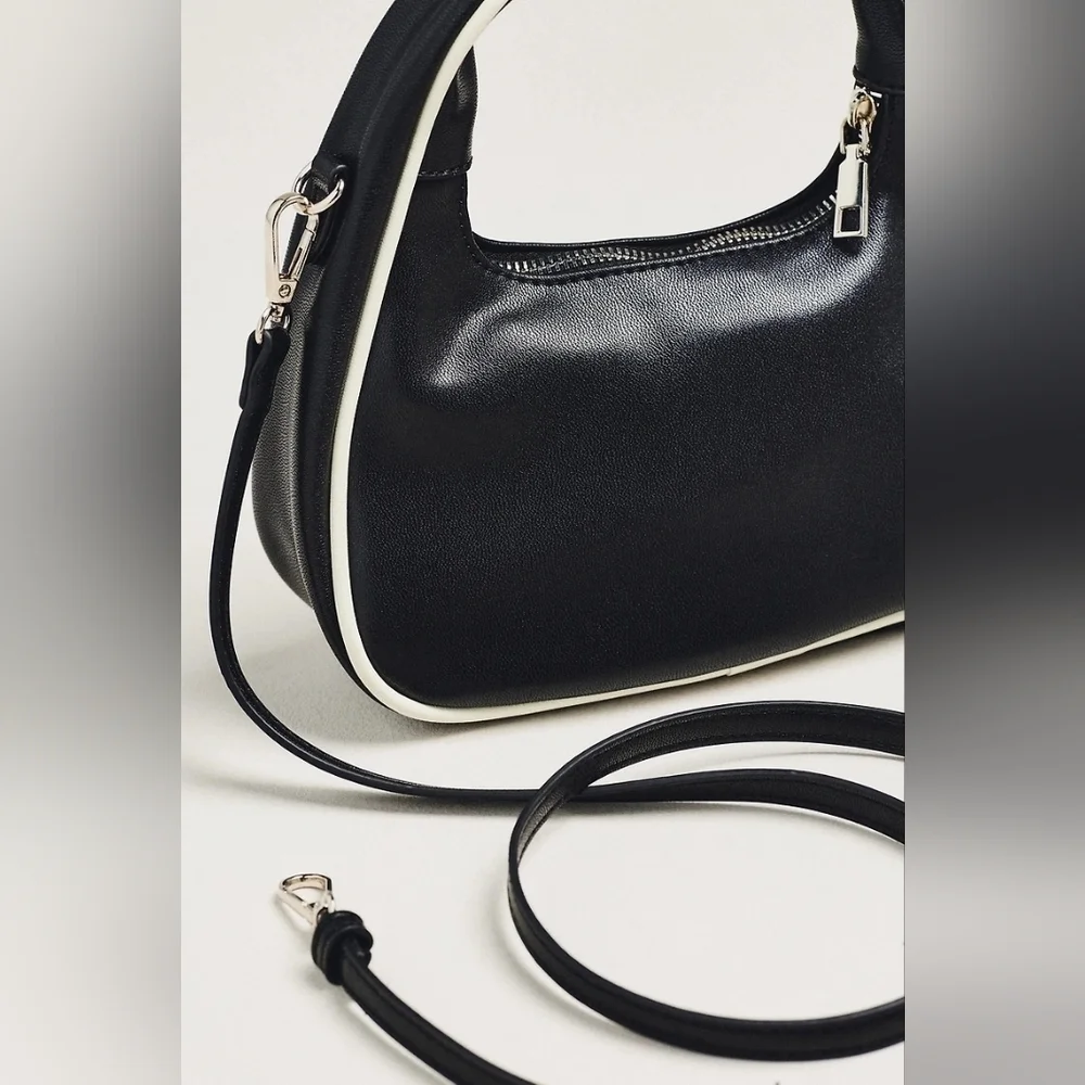Melie Bianco chic hobo